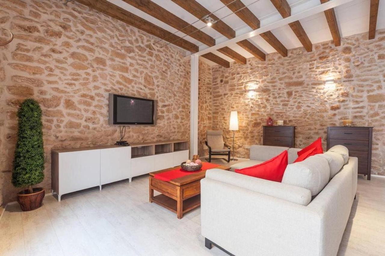 Casa Sa Pedra, En El Centro Historico De Alcudia Villa Bagian luar foto