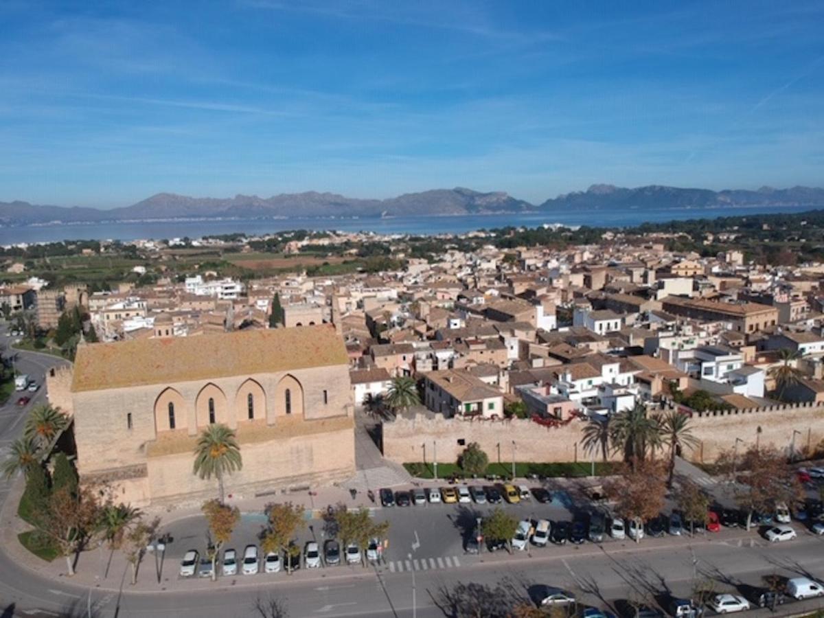 Casa Sa Pedra, En El Centro Historico De Alcudia Villa Bagian luar foto
