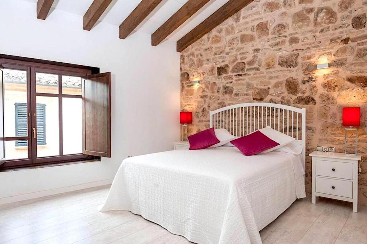 Casa Sa Pedra, En El Centro Historico De Alcudia Villa Bagian luar foto
